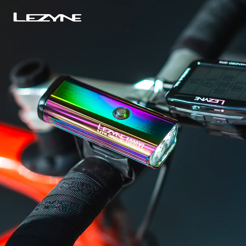 Rechargeable Bicycle Headlight 1000 Lumen - LEZYNE 1000 Lumenów Przednia Lampka Rowerowa